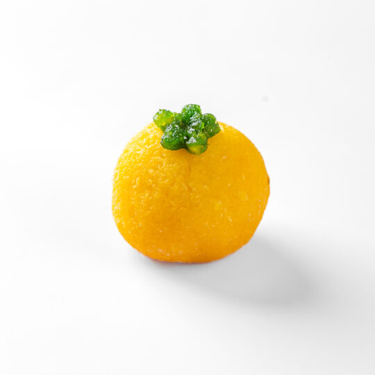 Kesar Pista Kachcha Gola